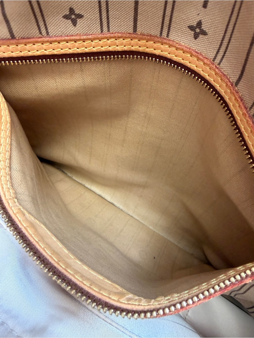 2014 Louis Vuitton Canvas Neverfull MM Tote in Brown - Picture 14 of 14